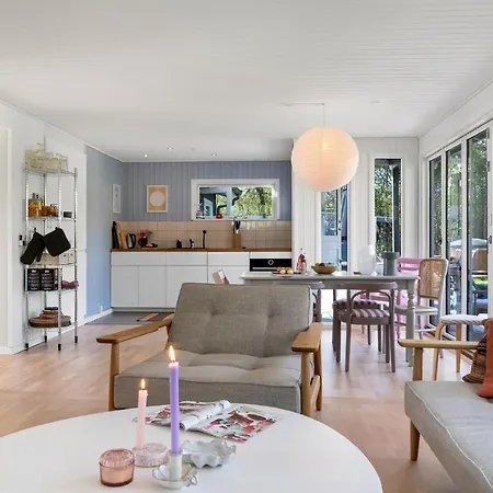 3 Bedroom Gorgeous In * Føllenslev