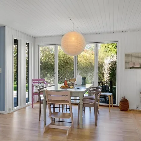 Ferienhaus 3 Bedroom Gorgeous In